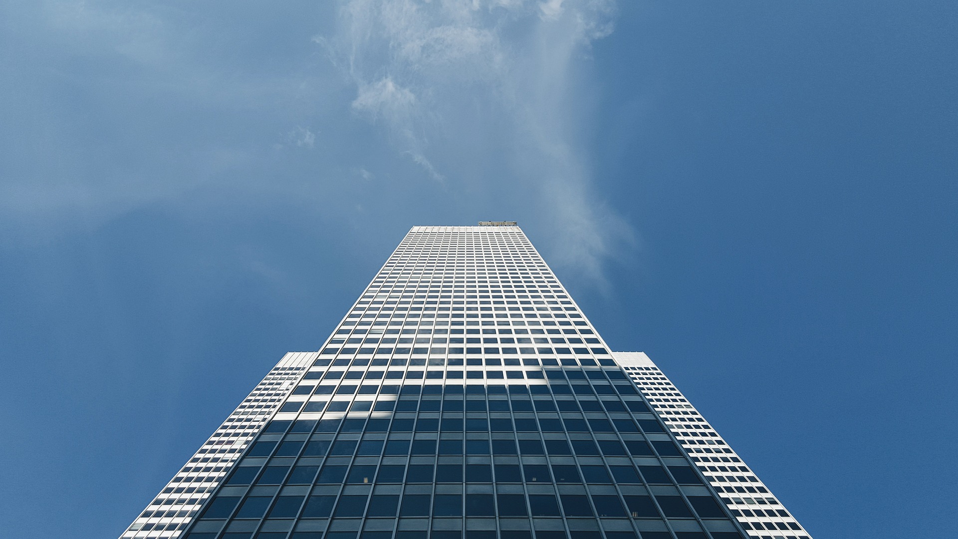 skyscraper-1031581_1920 skyscraper-1031581_1920
